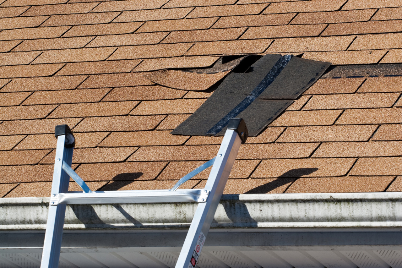 Entrepreneur en réparation de toiture à Laval - Toitures et Construction SR Inc. à Ste-Anne-des-Plaines